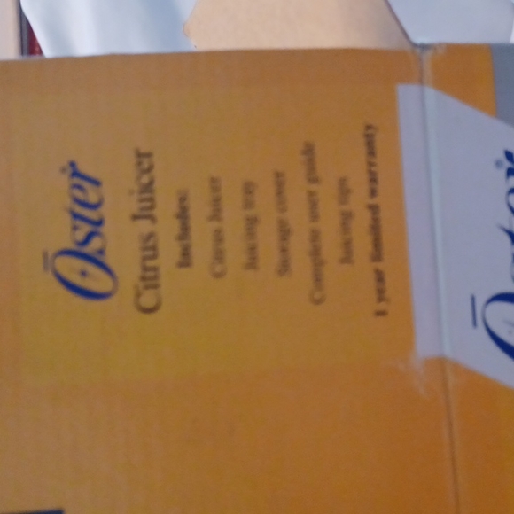 Oster Citrus Juicer - Picture 5 of 6